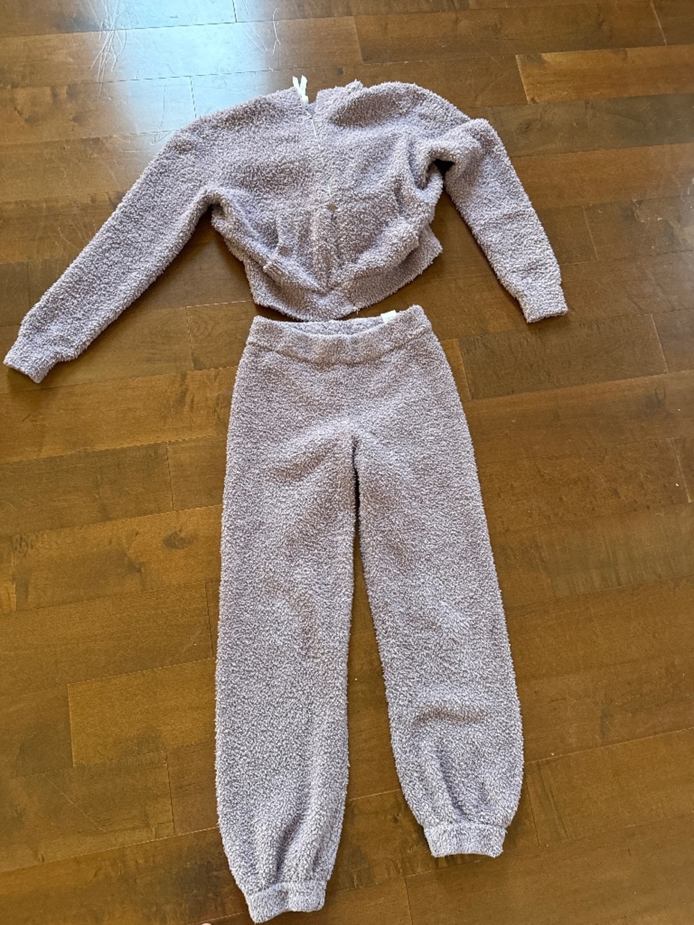 Babaton Jogger set